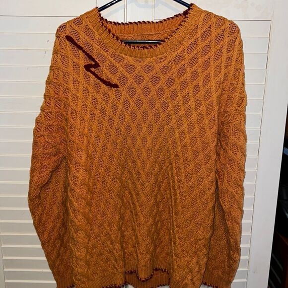 Vintage chunky cable-knit, sweater, size medium - Picture 1 of 5